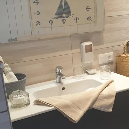 Bed & Breakfast Le Petit Hureau *